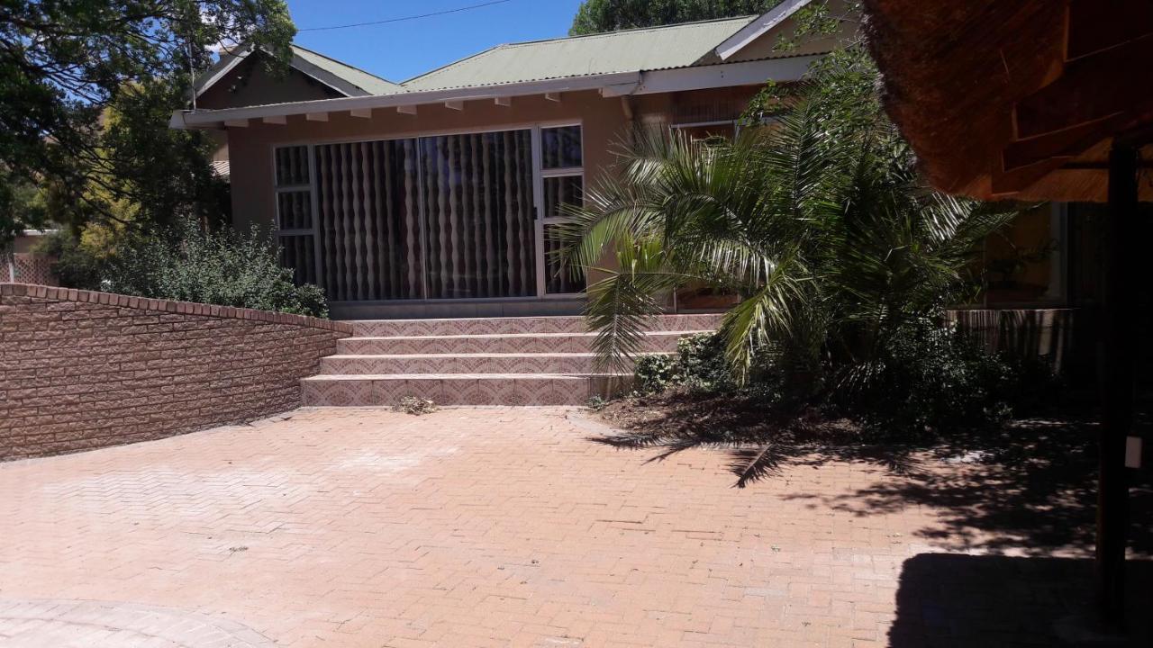 Beverly Corner Lodge Matatiele Buitenkant foto